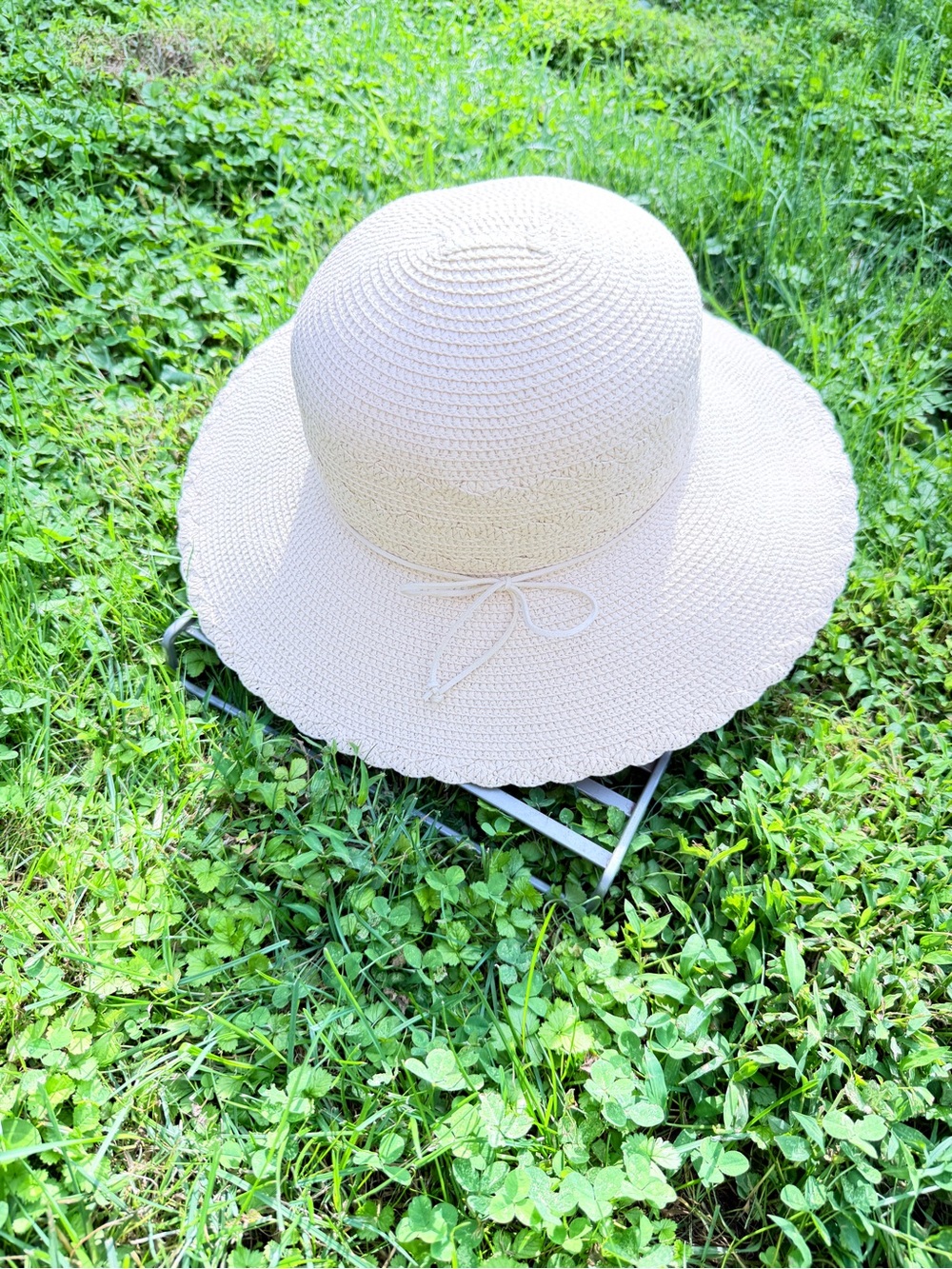 Women's Cream Wide-Brim Straw Sun Hat with Tie Detail